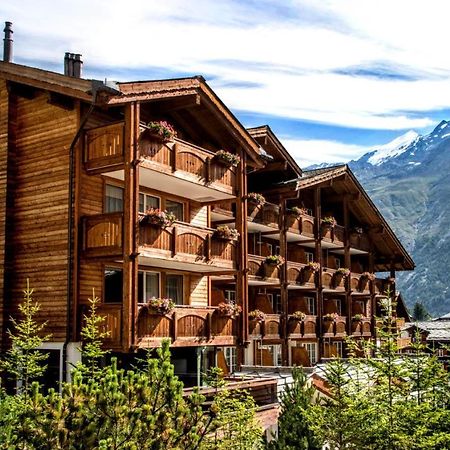 Wellnesshotel Schweizerhof Зас-Фе Екстер'єр фото