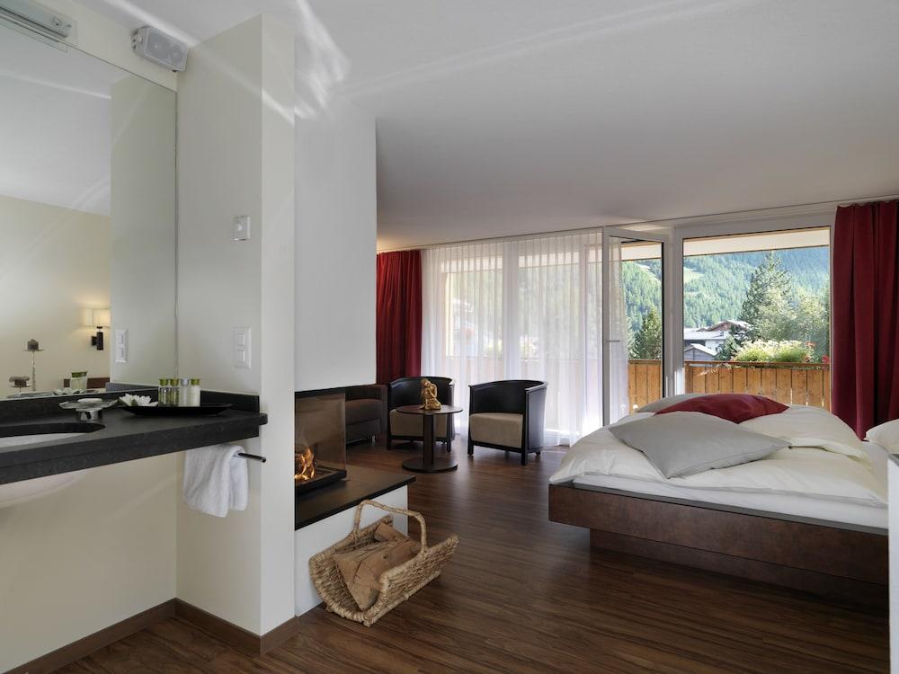 Wellnesshotel Schweizerhof Зас-Фе Екстер'єр фото