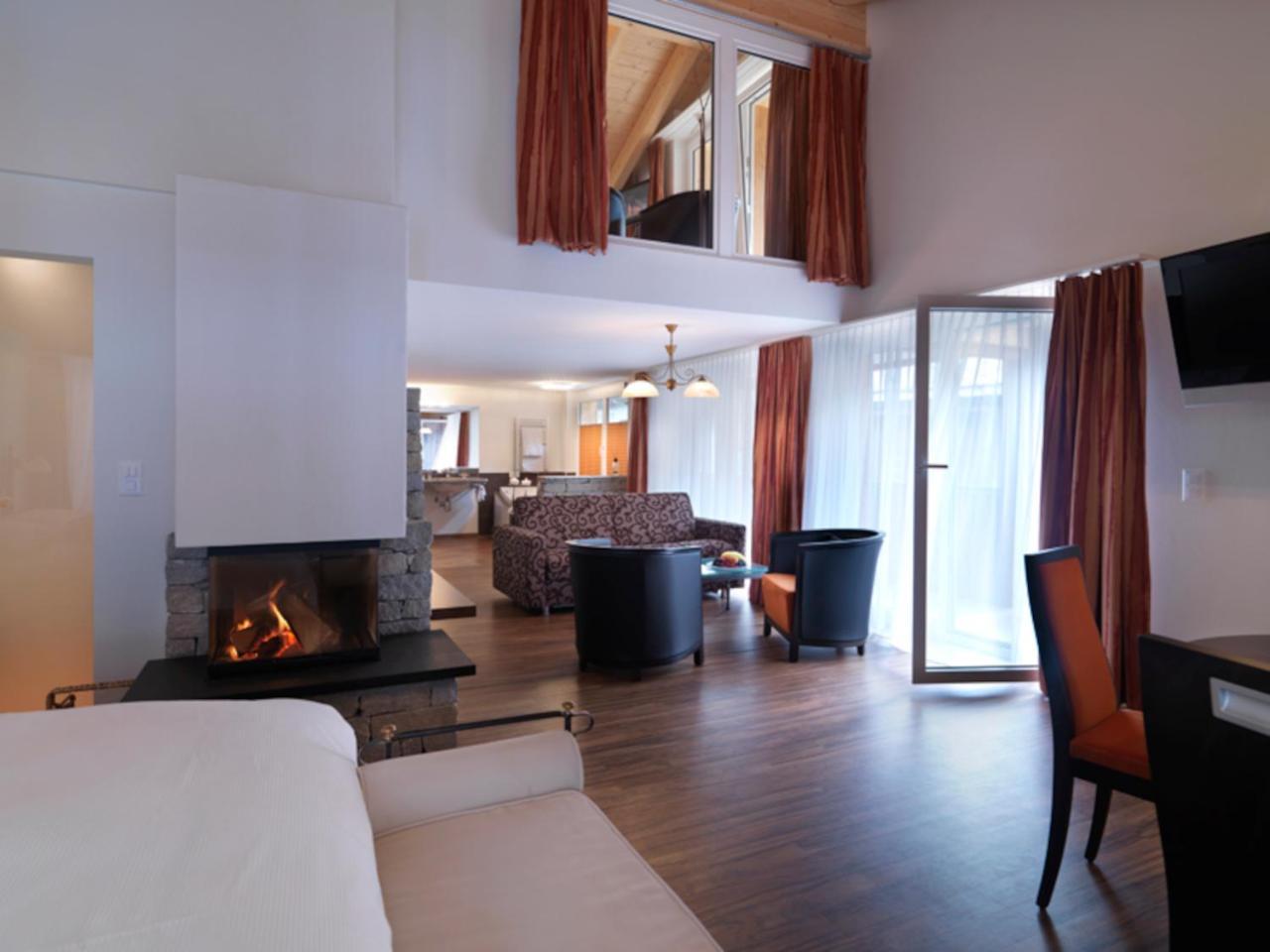 Wellnesshotel Schweizerhof Зас-Фе Номер фото