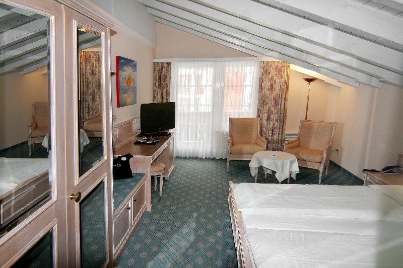 Wellnesshotel Schweizerhof Зас-Фе Екстер'єр фото